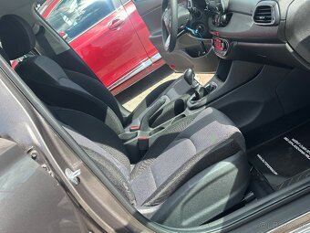 HYUNDAI I30 ,SW , Kupovane na SR , TOP STAV - 8