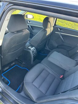 Škoda octavia 2 combi 2.0 TDI - 8