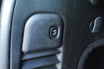 Jeep Grand Cherokee 3.0L V6 TD Overland⭐ A/T⭐ - 8