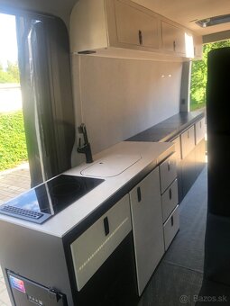 Kamper Volkswagen / Man Tge 3.180 z roku 2019 - grafit - 8