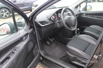 Peugeot 207 1,4 i 70 kW - 8
