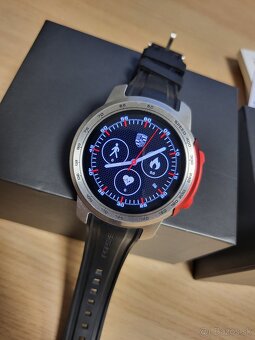 PORSCHE DESIGN LIMITED inteligentné hodinky - 8