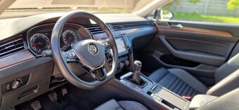 VW Passat 2.0TDI Highline - 8