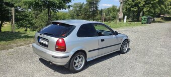 Honda Civic 6g - 8
