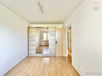 Predaj 3 izbového bytu v Dunajskej Strede, Radničné námestie - 8