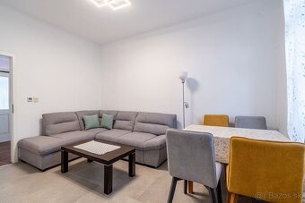 Krásny dvojdom s bazénom a výhľadom na more – Peruški - 8