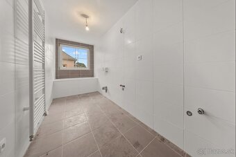 PLUS REALITY | Zrekonštruovaný šesťizbový RD na predaj - 8