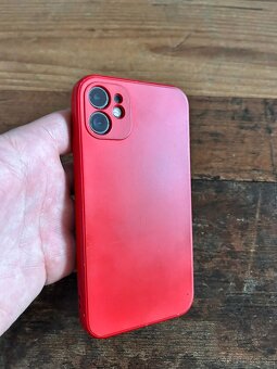 Predám Iphone 11, 64 GB - 8