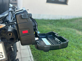 GIVI - Kufre a držiaky - 8