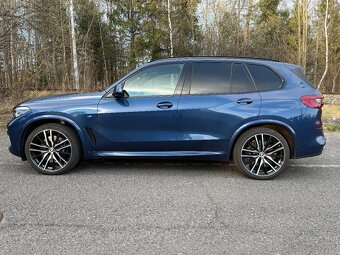 BMW X5 xDrive30d A/T - 8