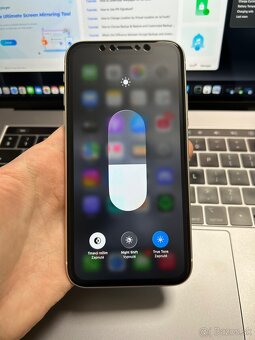 Apple iPhone 11 128GB White - 8