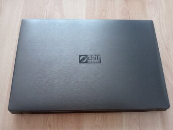 predám 15,6" notebook chiliGREEN / 4gb ram / Windows 7 - 8