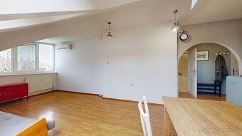 NA PREDAJ 2 IZBOVÝ BYT - ŠTUDENTSKÁ - TRNAVA - 8
