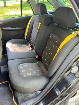 Skoda Fabia - 8