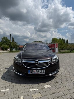 Opel Insignia Limousine HB - 8