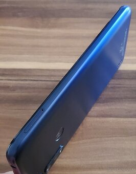 Motorola Moto G8 Power Lite - TOP stav - 8