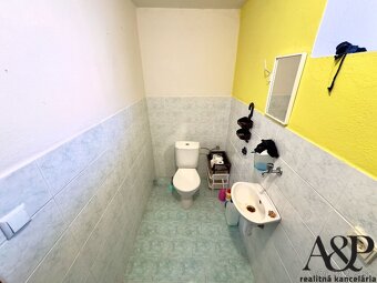 NA PREDAJ RODINNÝ DOM-PODNIKATEĽSKÝ PRIESTOR, POZEMOK 826M2, - 8