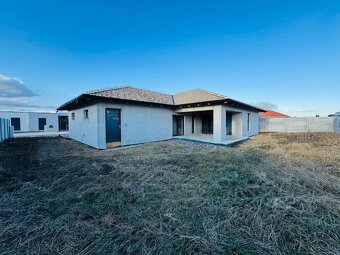 4i RD s garážou na kľúč Galanta - 8