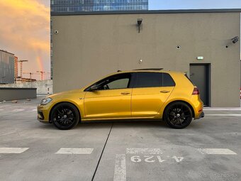 Volkswagen Golf R 7.5 - 8