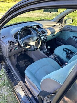 Peugeot 206 1.1 - 8