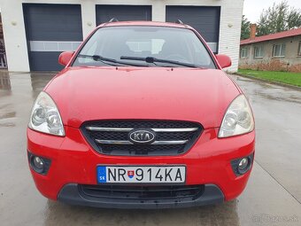 Kia Carens 2.0 Crdi 100 KW, At - 8