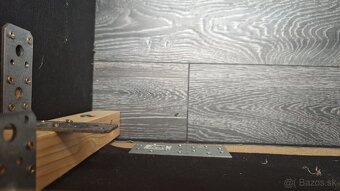 Masívna čalúnená manželská posteľ 180x200 - 8