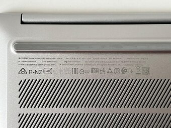 Lenovo IdeaPad Slim 5 16IRL8 Cloud Grey celokovový - 8