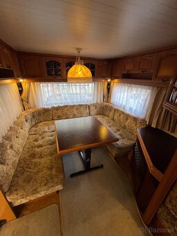 KARAVAN HOBBY DE LUXE - 8