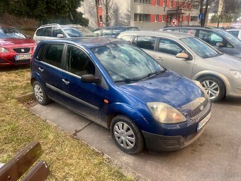 Ford fiesta - 8