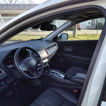 Honda HR-V 1.5 i-VTEC CVT Executive Automat - 8