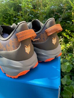 Hoka Speedgoat 6 EU40 - 8