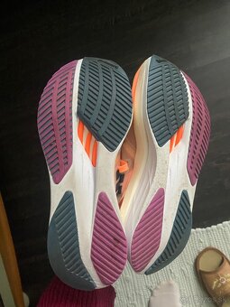 Bežecké tenisky - Adidas Adizero Boston 11, v. 40 - 8