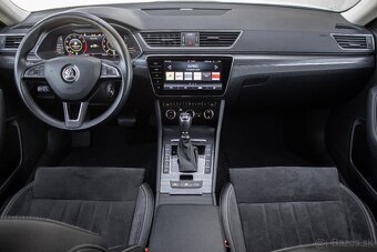 Škoda Superb Combi 2.0 TSI 2019 - 8