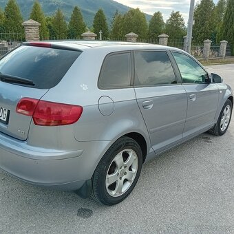 Audi A3 2L benzín automat - 8