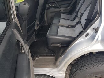 MITSUBISHI PAJERO 3.2 DID 118kw 4x4 // 2005 // ŤAŽNÉ 3300KG - 8