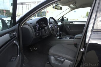Volkswagen Touareg II 3.0 V6 TDI BMT 4MOTION Mountain AT8 - 8