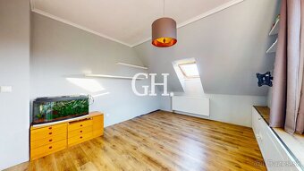 NOVÁ BAŇA- RODINNÝ DOM- ČIASTOČNÁ REKONŠTRUKCIA - 8