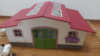 Stajňa Schleich - 8