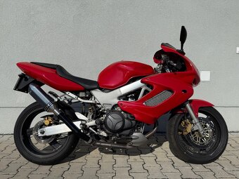 HONDA VTR 1000F - 8