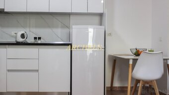 2 izbový apartmán pri mori v Albánsku, 62m2 - 8