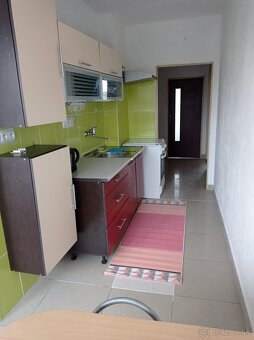 Prenájom veľký 2 izb.byt, ul Dlhá, Chrenová balkón - 8
