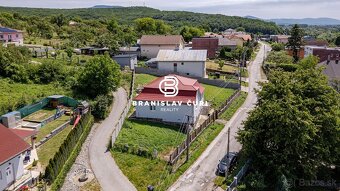 NEPREHLIADNITE – NOVÁ CENA: Predaj 3-izbový rodinný dom, Vyš - 8