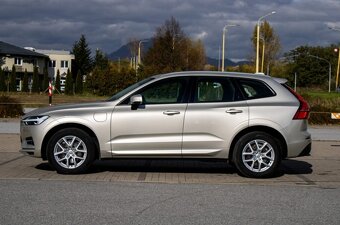 Volvo XC60 2.0 T8 Momentum AWD - 8