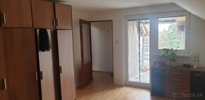Na predaj veľký rodinný dom v obci Mojzesovo - 8