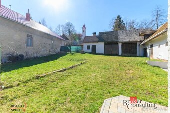 REZERVOVANÉ - TOP PONUKA  Kompletne zariadený rodinný dom - 8
