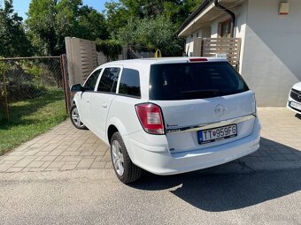 Opel Astra 1.7CDTi - 8