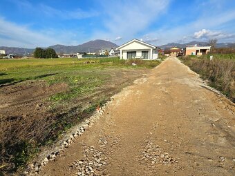 Predaj stavebného pozemku na výstavbu rod.domu,856m2-Mojš - 8