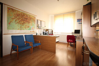 NA PREDAJ: Výnimočná nehnuteľnosť vo Vranove nad Topľou - 8