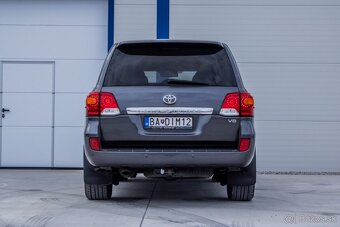 Toyota Land Cruiser V8 4.5 I D-4D Lux - 8