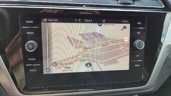 Volkswagen Touran 2.0 TDI 150k Comfortline DSG 7 MIESTNE - 8